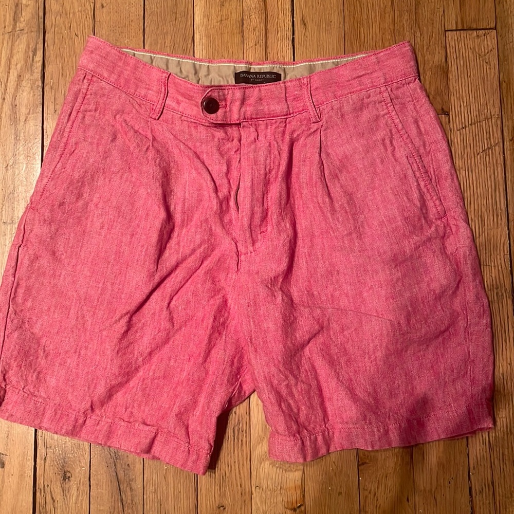 30 waist Banana Republic shorts. Pink.
